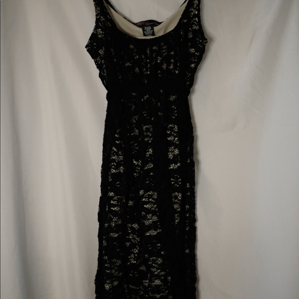 Black lace dress